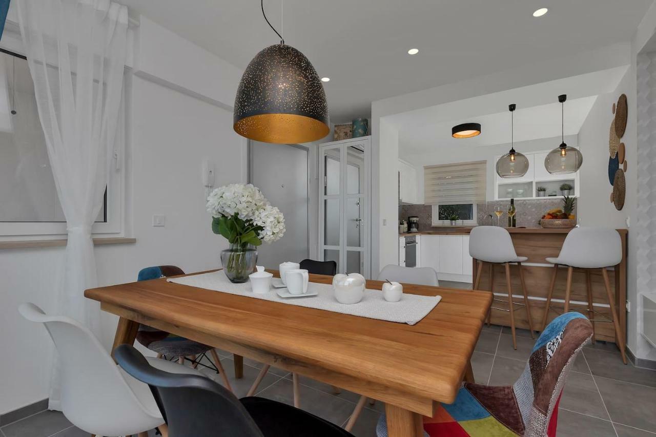 Charming Apartment Tissa With Sea View 马卡尔斯卡 外观 照片