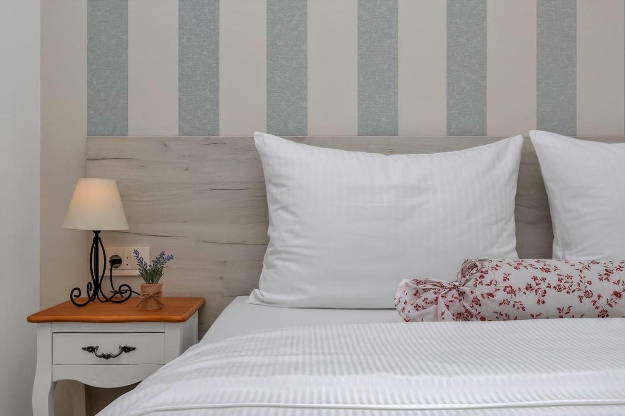 Charming Apartment Tissa With Sea View 马卡尔斯卡 外观 照片